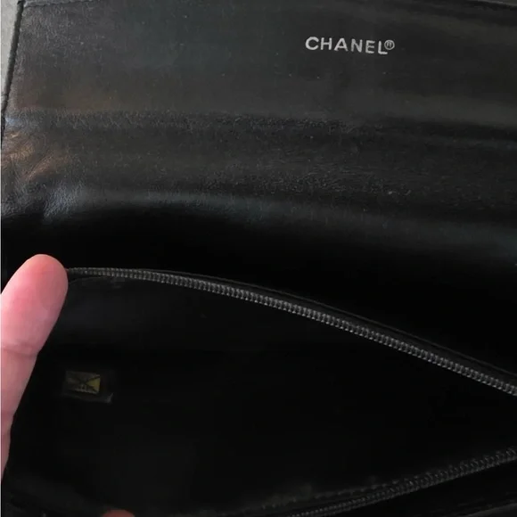 CHANEL Black Travel Line Quilted Bag and Wallet with Generic Bow - Picture 10 of 10